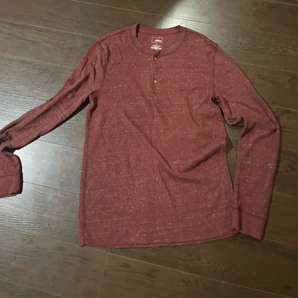 Red Sonoma sweater/long sleeve